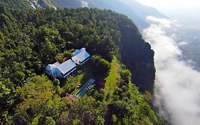 Isla'S Ridge - A Cgh Earth Saha Experience